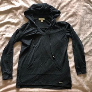 3/$25 🎉 michael kors light hooded sweater